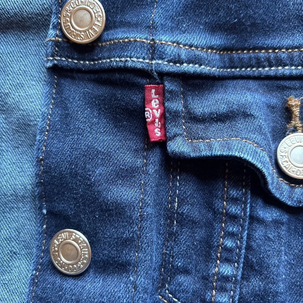 Levi's Dark Blue Jean Jacket - Size S - Picture 3 of 7